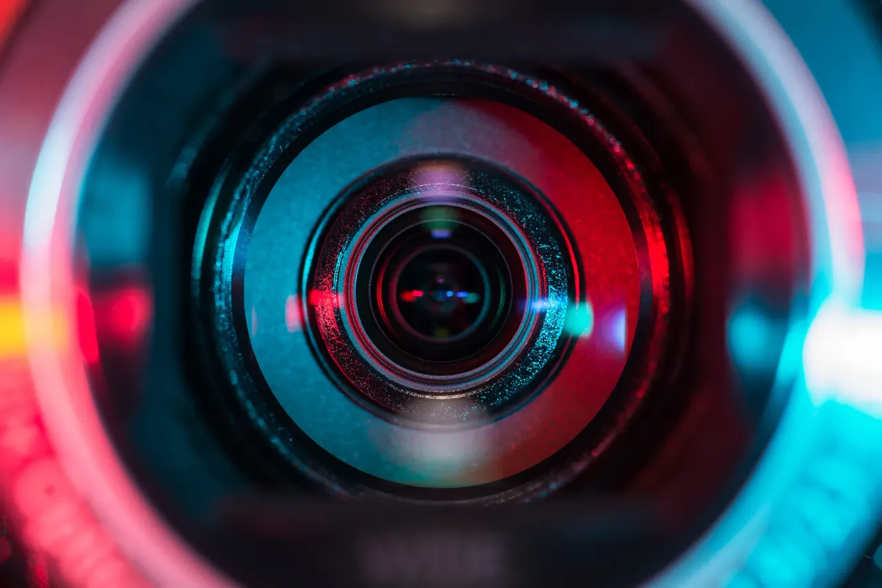 Camera lens for live streaming and PTZ cameras