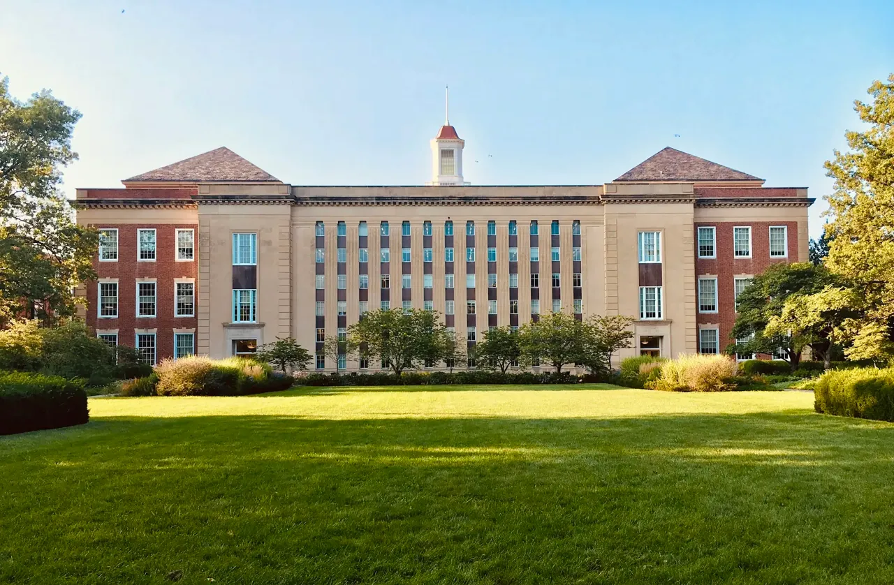 A university learning environment with AV systems integrated by IKBSystems.